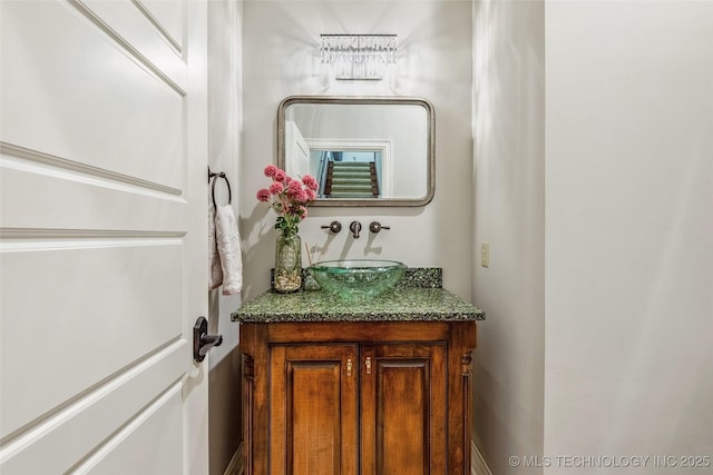 1536 E 35th Pl, Tulsa, OK 74105 - bathroom with vanity