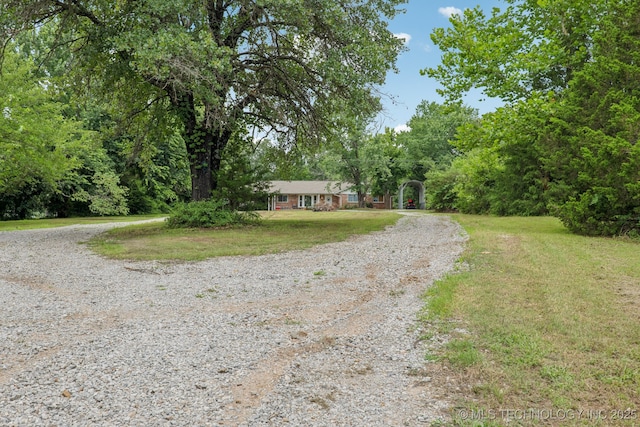 13201 W 86th St S, Sapulpa, OK 74066 - view of front facade featuring a front yard