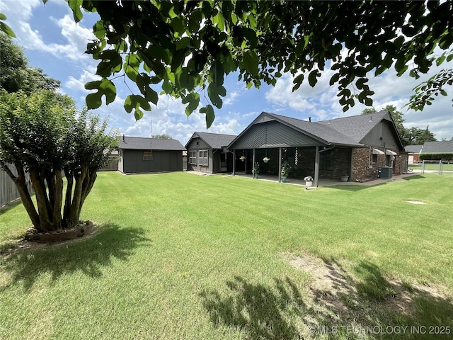 2807 Irving St, Muskogee, OK 74403 - rear view of house featuring a patio area