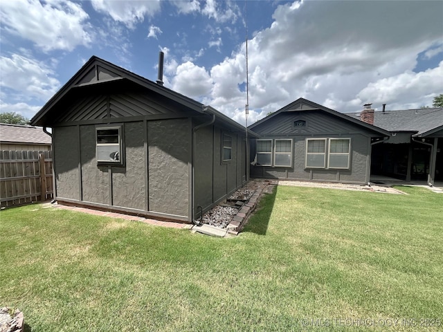 2807 Irving St, Muskogee, OK 74403 - view of side of property