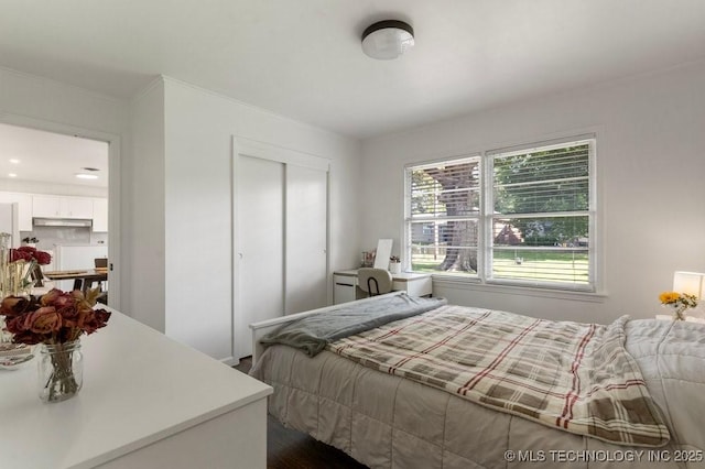 4331 E 28th St, Tulsa, OK 74114 - bedroom featuring a closet