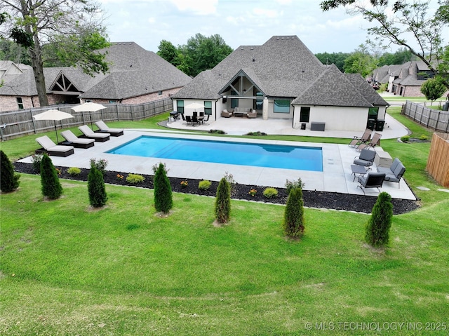 2889 Forest View Dr, Claremore, OK 74017 - view of swimming pool featuring an outdoor living space, a patio area, and a fenced backyard