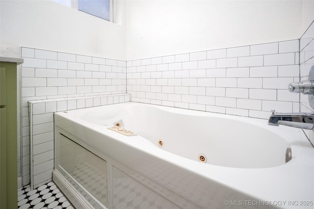 16304 Bandera, Oklahoma City, OK 73013 - bathroom featuring a tub with jets