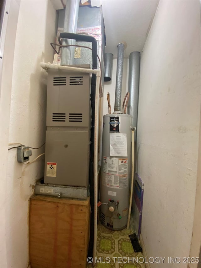 41 G SE, Ardmore, OK 73401 - utilities with gas water heater and heating unit
