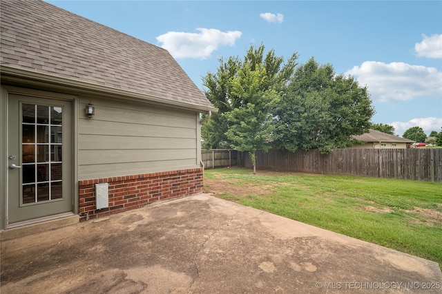 1600 S Ironwood Ave, Broken Arrow, OK 74012 - fenced backyard featuring a patio