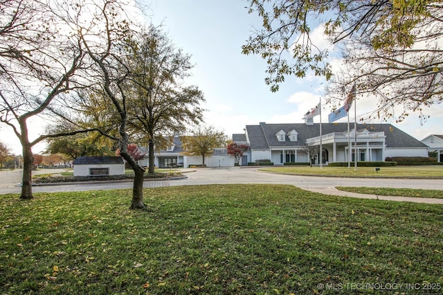 8701 E Hartford St, Broken Arrow, OK 74014 - view of green lawn