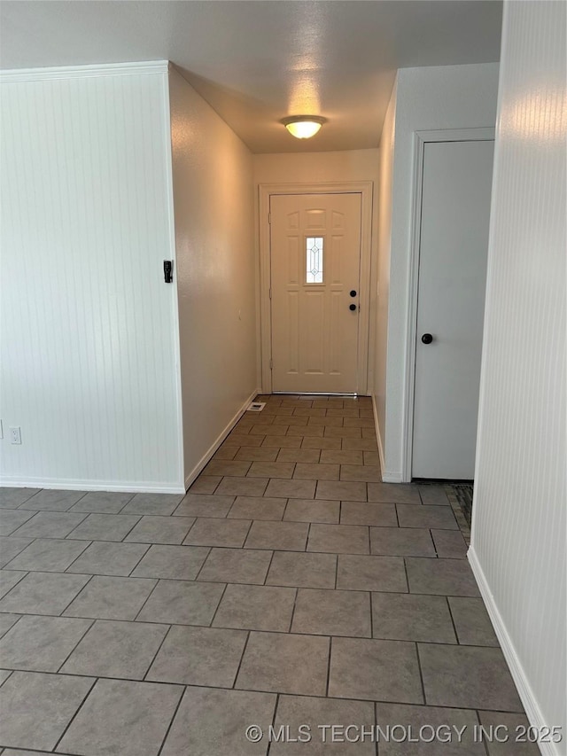 12976 E 32nd St, Tulsa, OK 74134 - corridor featuring baseboards
