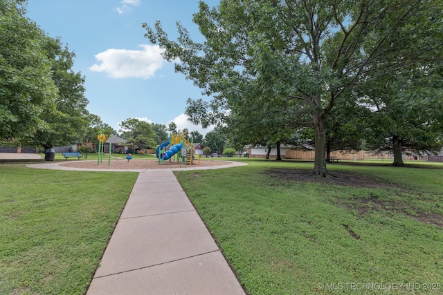 513 S 63rd Pl S, Broken Arrow, OK 74014 - communal playground featuring a lawn