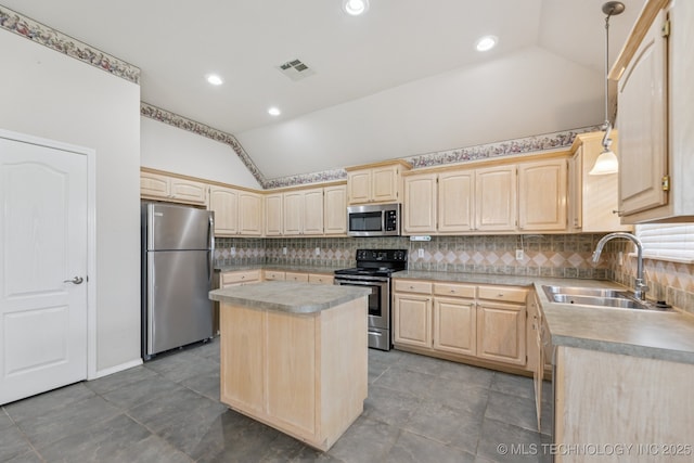 513 S 63rd Pl S, Broken Arrow, OK 74014 - kitchen with stainless steel appliances, light brown cabinets, vaulted ceiling, light countertops, and decorative backsplash