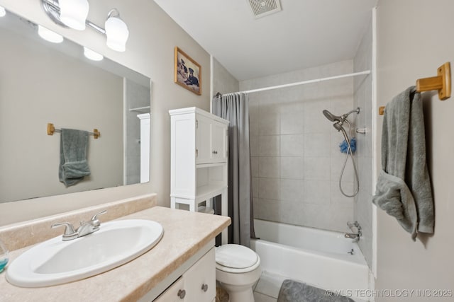 6152 S Madison Pl Unit B, Tulsa, OK 74136 - bathroom featuring vanity and shower / tub combo
