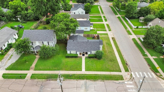 925 W Cedar St N, Durant, OK 74701 - aerial perspective of suburban area