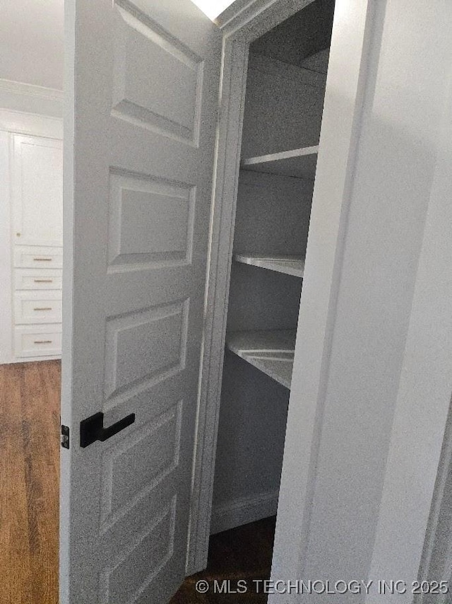6706 E 28th Pl, Tulsa, OK 74129 - view of closet