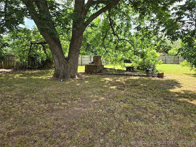 617 N 11th St, Pawnee, OK 74058 - view of fenced backyard