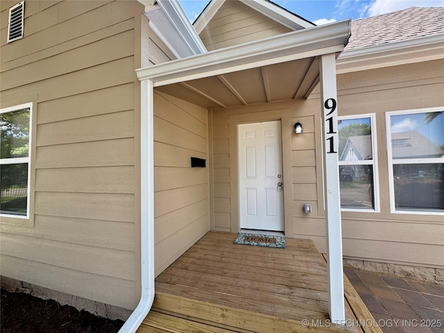 911 E Maple St, Cushing, OK 74023 - doorway to property