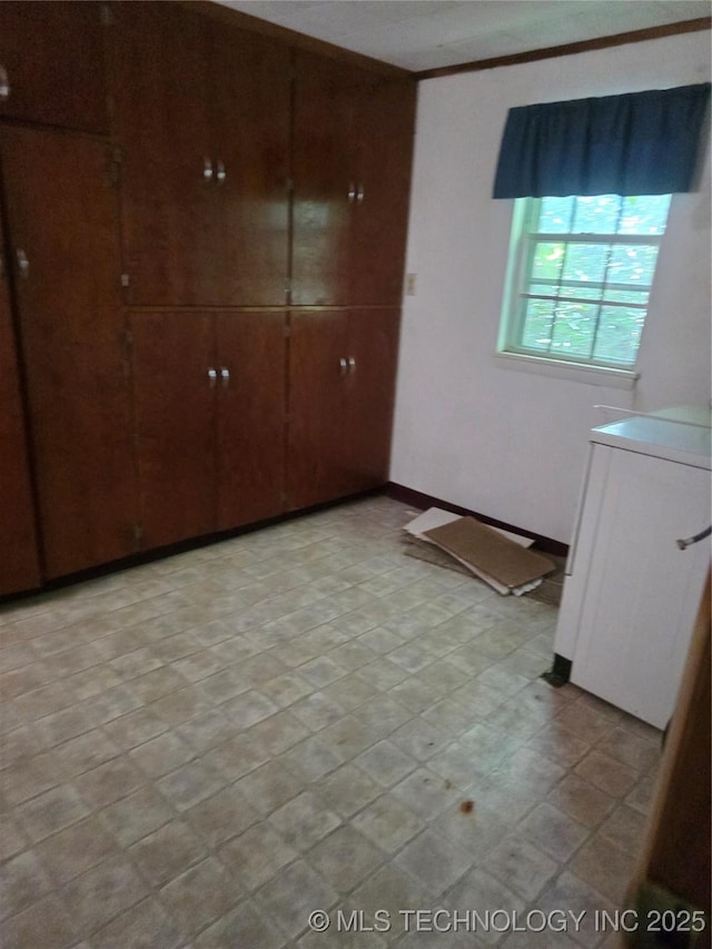 615 11th St, Pawnee, OK 74058 - unfurnished bedroom featuring baseboards