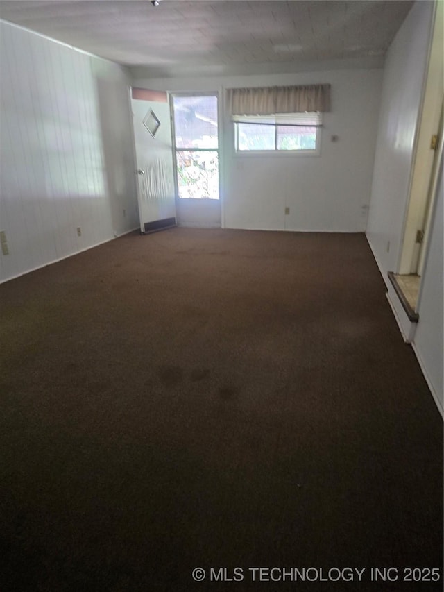 615 11th St, Pawnee, OK 74058 - empty room with carpet flooring