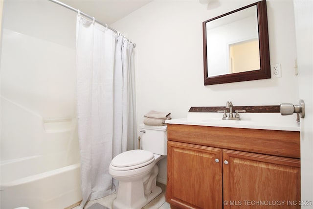 301 S Division St, Sapulpa, OK 74066 - bathroom with vanity, shower / bath combination with curtain, and tile patterned floors