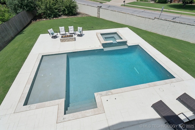 11802 S New Haven Ave, Tulsa, OK 74137 - view of pool with a fenced backyard, a patio area, and a pool with connected hot tub