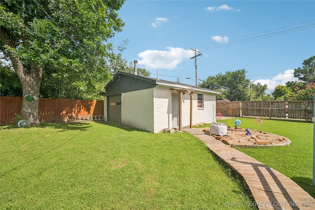 4647 S 30th W Ave, Tulsa, OK 74107 - fenced backyard featuring an outbuilding