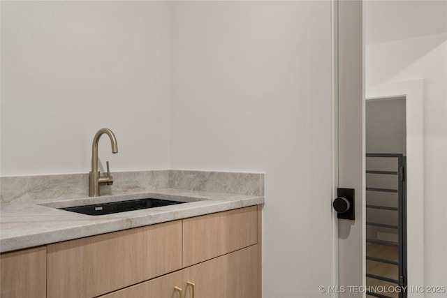 1732 S Jamestown Ave, Tulsa, OK 74112 - bathroom featuring vanity