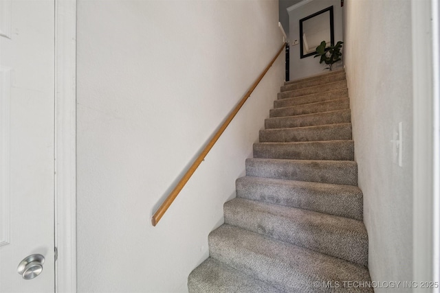 6376 S 80th E Ave Unit G, Tulsa, OK 74133 - view of stairway