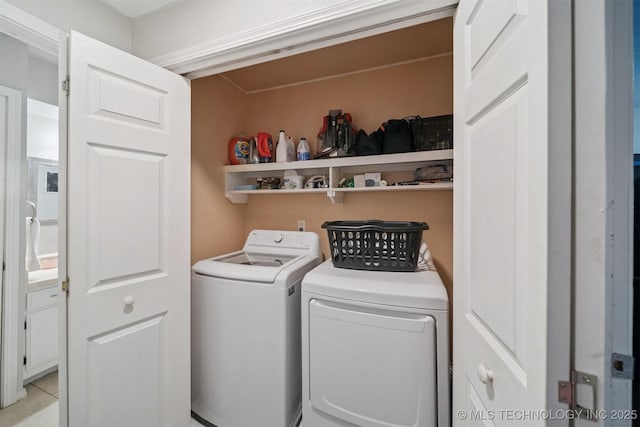 6376 S 80th E Ave Unit G, Tulsa, OK 74133 - laundry area with washing machine and dryer
