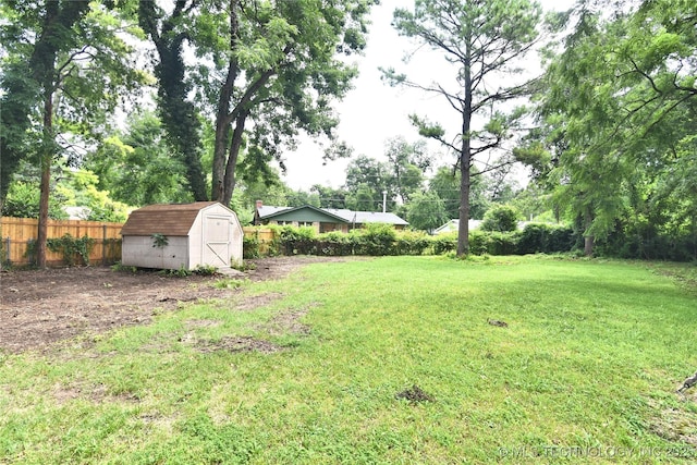 5701 S Rockford Pl, Tulsa, OK 74105 - view of yard featuring a storage shed