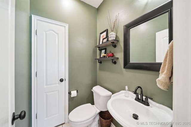 14003 E 87th Pl N, Owasso, OK 74055 - bathroom featuring a sink and toilet