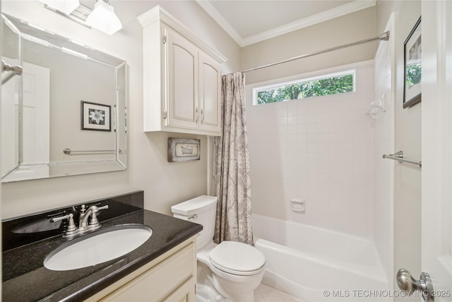 7534 S Hudson Pl, Tulsa, OK 74136 - bathroom featuring vanity, shower / bath combo, and ornamental molding