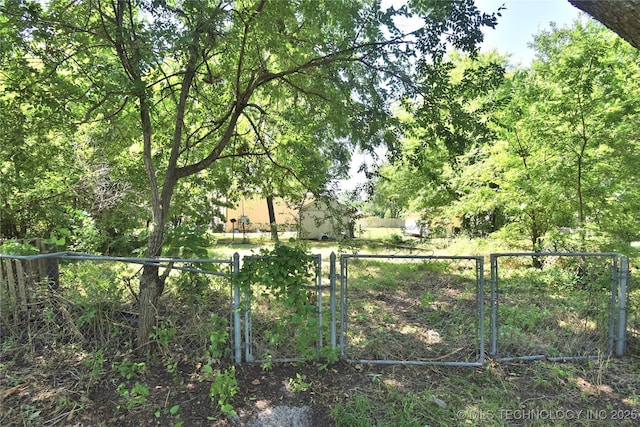 706 E Thompson Ave, Sapulpa, OK 74066 - photo 25