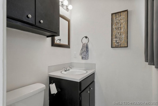 22 Mary St, Kiefer, OK 74041 - half bathroom featuring toilet and vanity