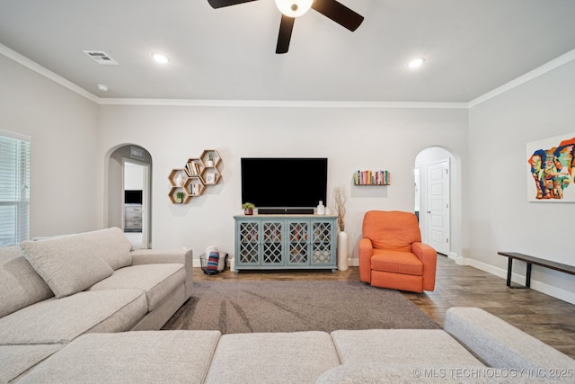 2618 W 115th St S, Jenks, OK 74037 - living area featuring arched walkways, ceiling fan, crown molding, wood finished floors, and recessed lighting