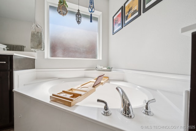 2618 W 115th St S, Jenks, OK 74037 - full bath with a garden tub