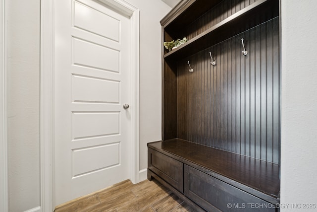 2618 W 115th St S, Jenks, OK 74037 - mudroom with light wood-style floors