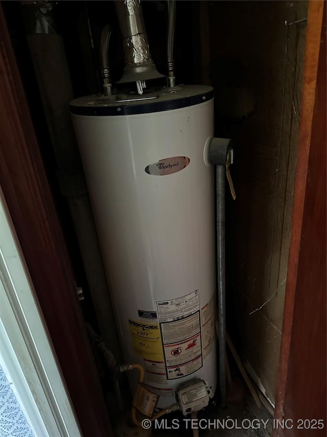 4950 E 41st St N, Tulsa, OK 74115 - utilities featuring gas water heater