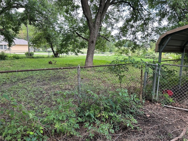 4950 E 41st St N, Tulsa, OK 74115 - view of yard