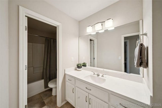 8404 E 98th Pl, Tulsa, OK 74133 - bathroom featuring vanity and shower / bathtub combination with curtain