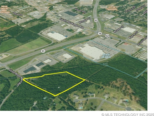 1871 Stickross Mountain Rd, Tahlequah, OK 74464