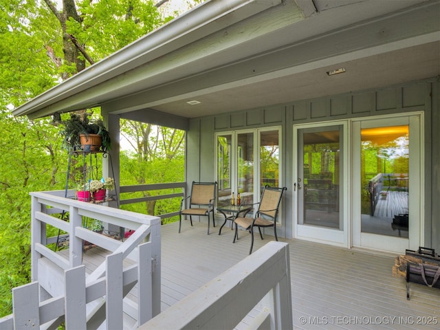 1201 Dogwood Ct, Bartlesville, OK 74006 - view of wooden terrace
