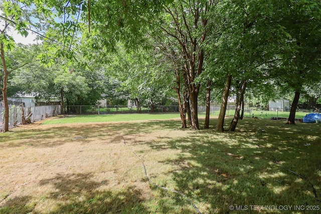 209 E Falletti Ave, Claremore, OK 74017 - view of yard