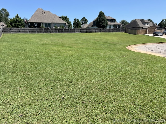 7103 S Sycamore Pl, Broken Arrow, OK 74011