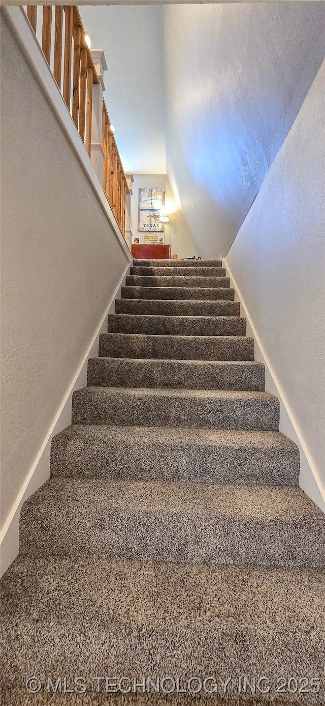 108256 Pike St, Checotah, OK 74426 - view of stairway