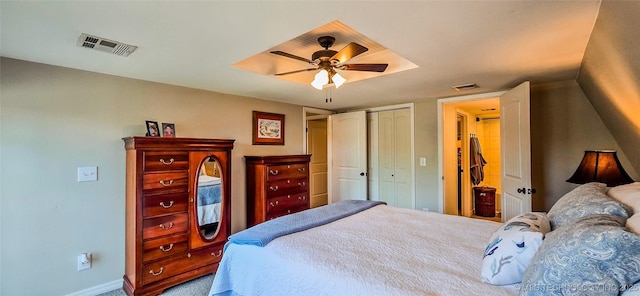 108256 Pike St, Checotah, OK 74426 - bedroom with a closet and a ceiling fan
