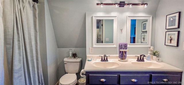 108256 Pike St, Checotah, OK 74426 - full bath featuring double vanity and lofted ceiling