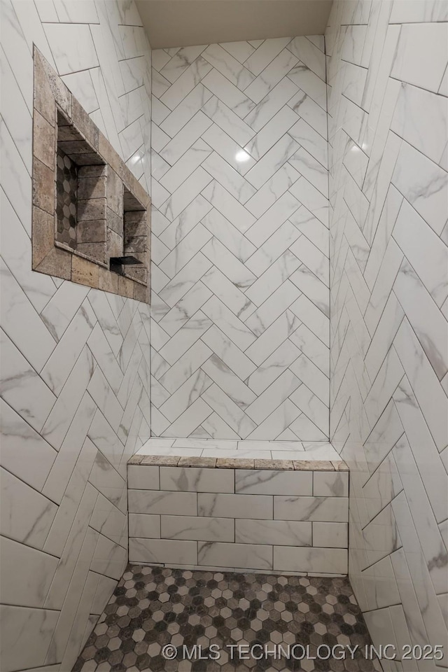7141 E 138th Pl, Collinsville, OK 74021 - full bathroom with tiled shower