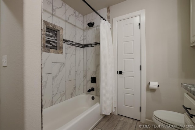 7141 E 138th Pl, Collinsville, OK 74021 - full bath featuring shower / bath combo and toilet