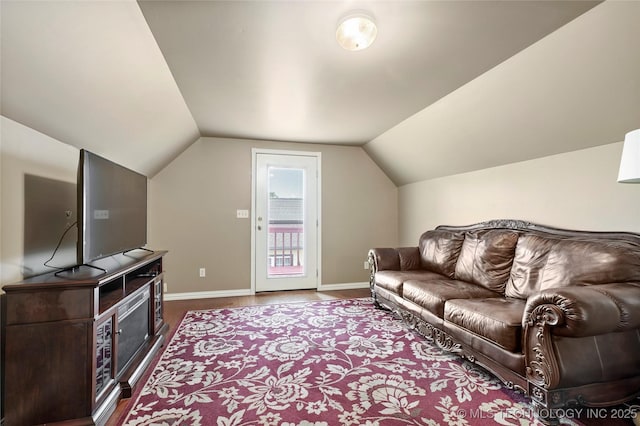 10672 E Canyon Oaks Ct, Claremore, OK 74017 - living room with vaulted ceiling