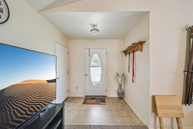 93 W Fairlane Pl, Sapulpa, OK 74066 - entryway with baseboards
