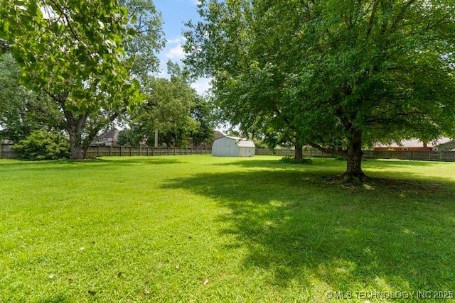 12725 S 168th E Ave, Broken Arrow, OK 74011 - view of yard featuring a shed