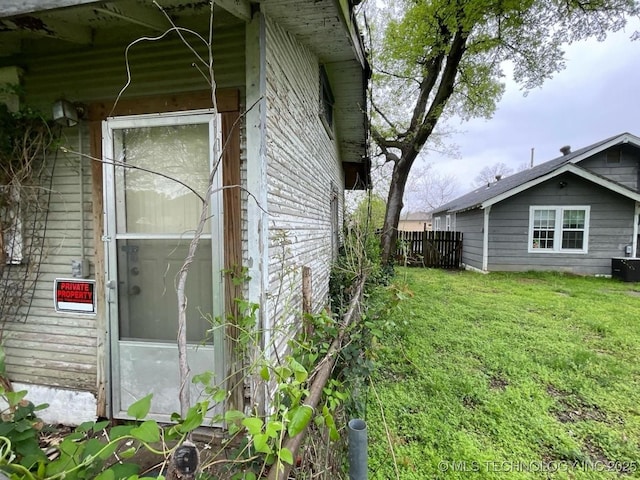 1225 S Quaker Ave, Tulsa, OK 74120 - view of side of property